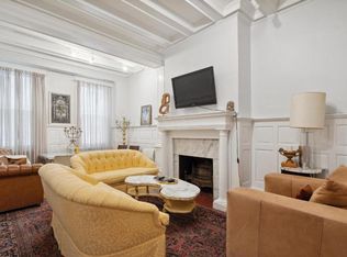 1953 Locust St APT 1, Philadelphia, PA 19103