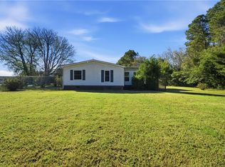 172 Brumley Rd, Knotts Island, NC 27950