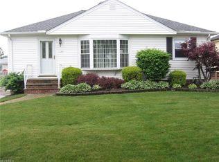 1845 Ridgewick Dr, Wickliffe, OH 44092