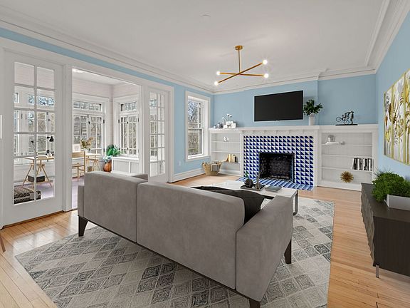4th image of 5758 S Blackstone Ave #2