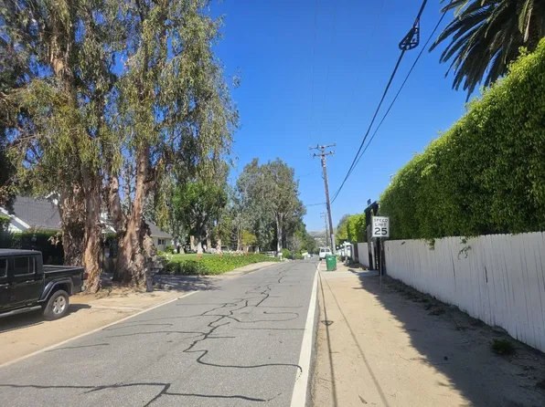 1060 Morada Dr, Orange, CA 92869