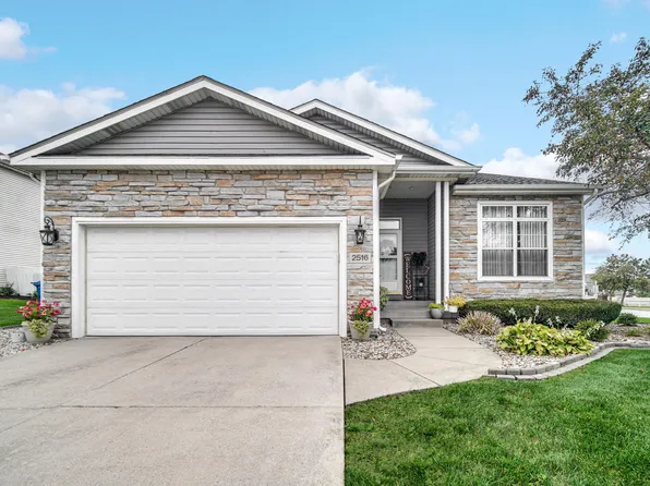 2516 Ticonderoga St, Schererville, IN 46375