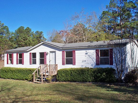 2nd image of 126 Brookins Cir NE
