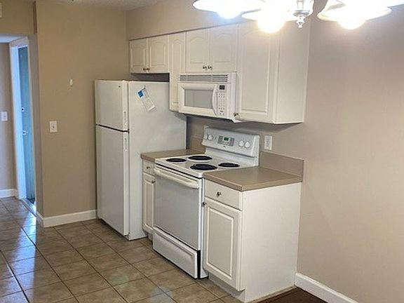 2nd image of 1800 Park Ave APT 487