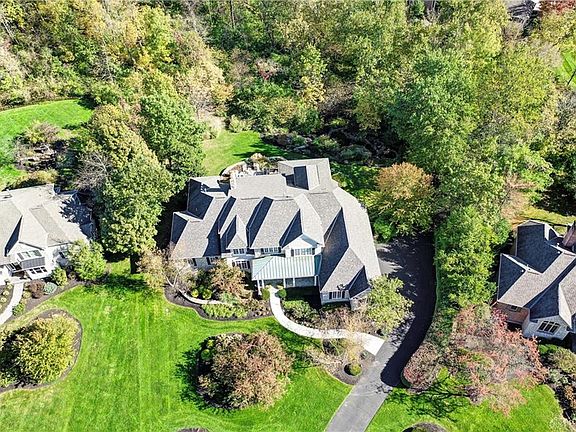 3rd image of 4564 Morris Ct