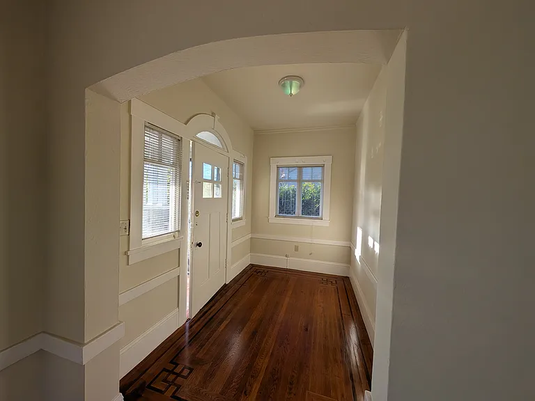 1205 Peralta Ave #1 — Photo 2