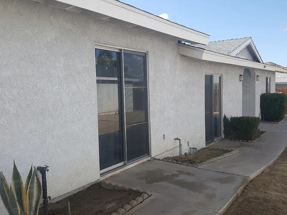 6348 Hermosa Ave #4