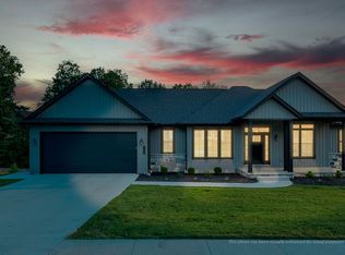 104 Plymouth Rd, Mount Vernon, OH 43050