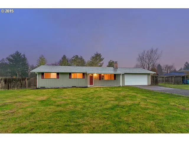 10215 NW Lakeshore Ave photo 1