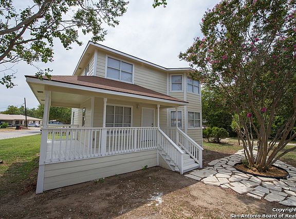 2nd image of 203 Zig Zag Ave
