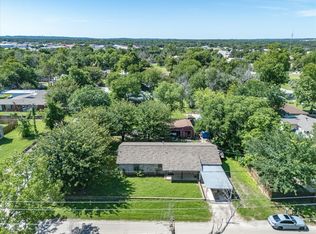 212 E 3rd St, Springtown, TX 76082