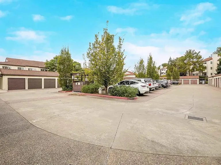 21314 Gary Dr #105 — Photo 19