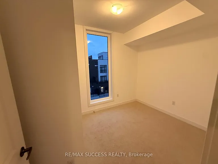188 Angus Dr #18 — Photo 10