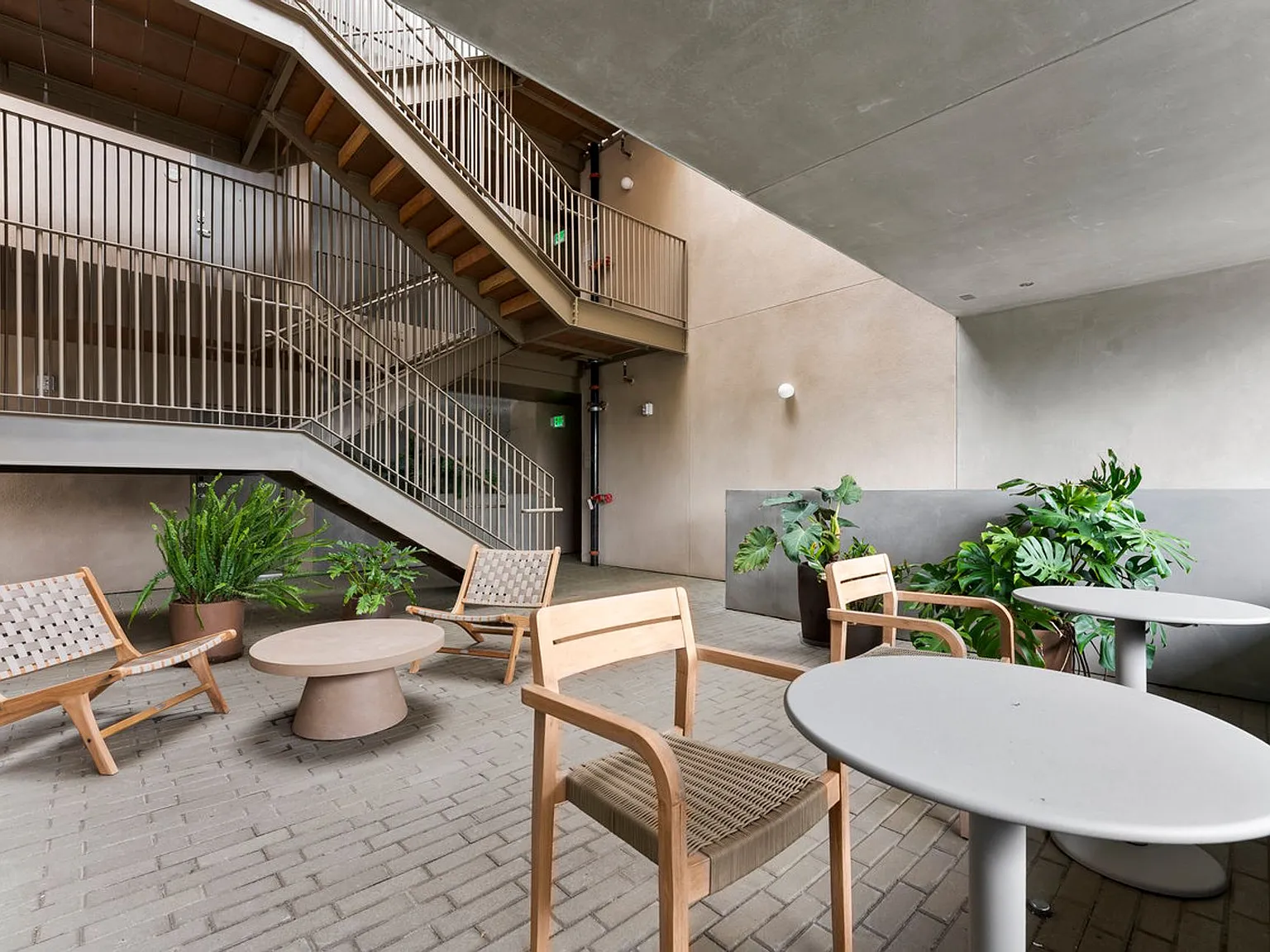 Fora — Photo 3