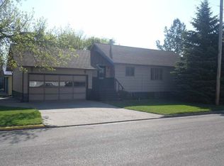 313 2nd St N, Wilton, ND 58579