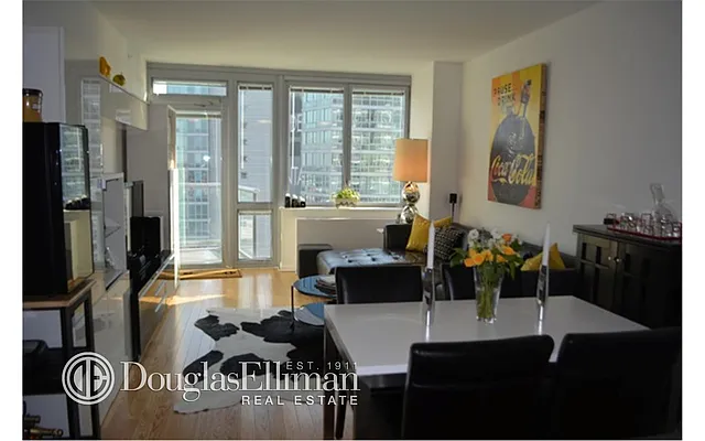 Rented by Douglas Elliman | media 4