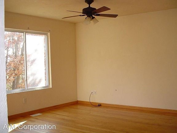 5th image of 1326 Knollwood Ave #1326