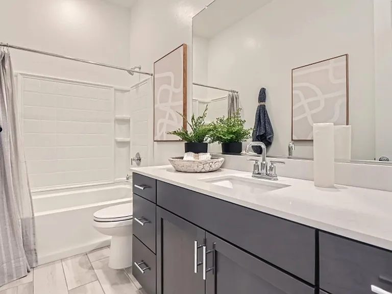 2545 W Pecan Rd #240 — Photo 2