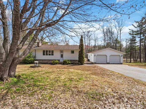 432 Hall Rd, Greenwood, NS B0P 1R0