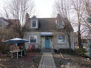 1214 Hartrey Ave, Evanston, IL 60202