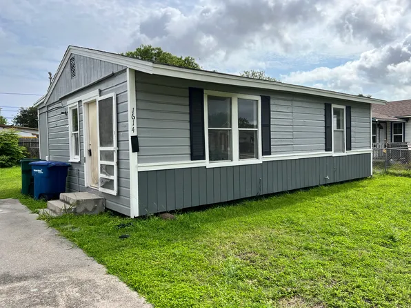 1614 Sherman St, Corpus Christi, TX 78416