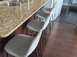 520 Steeles Ave W #606, Vaughan, ON L4J 0H2