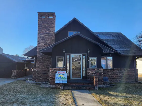 915 Davis St, Saint Paul, NE 68873