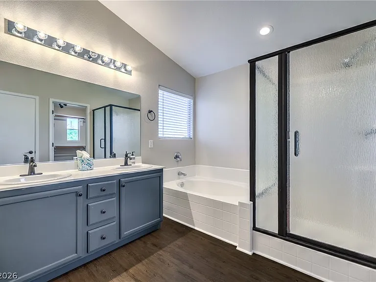 10650 Streamside Ave — Photo 15