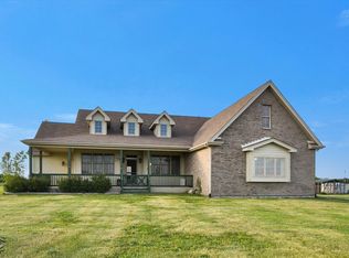 2042 E Spring Rd, Mazon, IL 60444