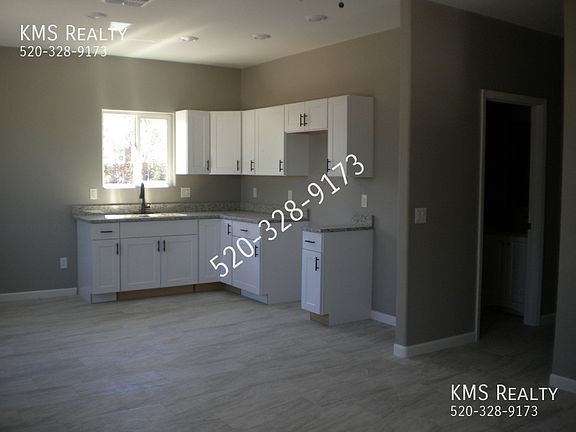 3rd image of 1334 W Talisman St #1