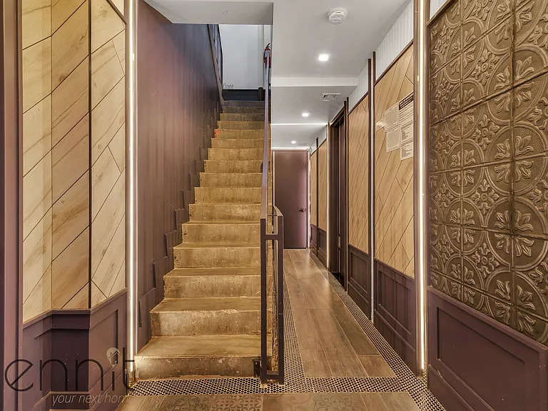 100 Suydam St #3L — Photo 21