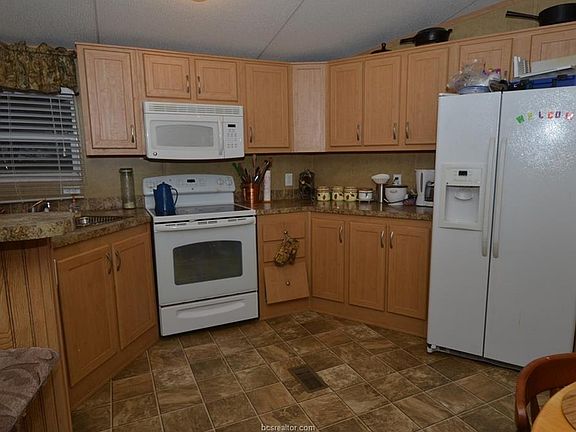 5th image of 311 Giebel Ln