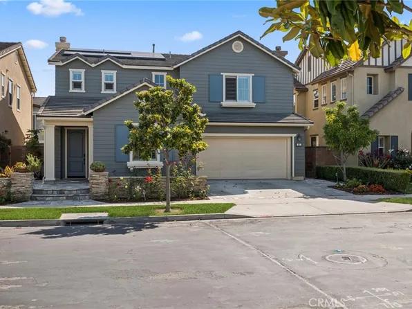 27 Daphne, Irvine, CA 92606