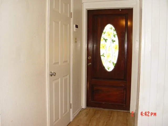 1330 Ormond Dr — Photo 2