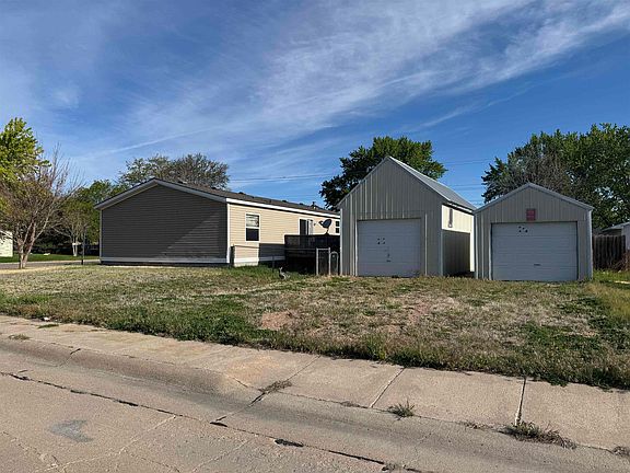 3rd image of 2821 W 2nd