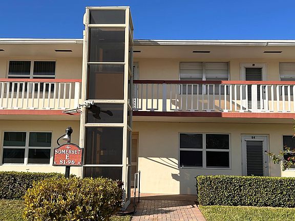 4th image of 90 Somerset #90