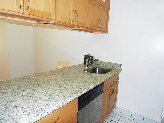 Rented by CCG Real Estate Brokerage | media 4