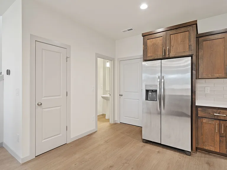 13902 NE 64th Cir #A — Photo 9
