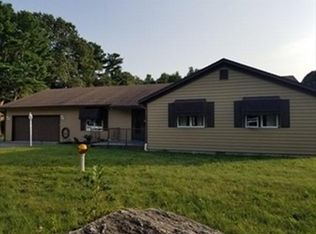 8 Charity Stevens Ln, Fairhaven, MA 02719