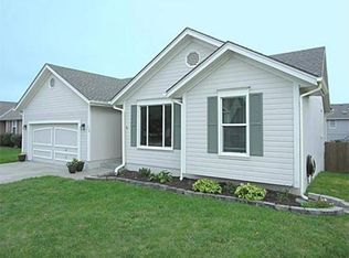 306 Fletcher Dr, Smithville, MO 64089