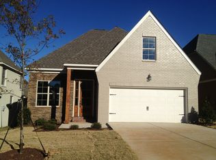 209 Avalon Ln, Oxford, MS 38655