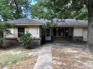 1218 Tom Temple Dr, Lufkin, TX 75904