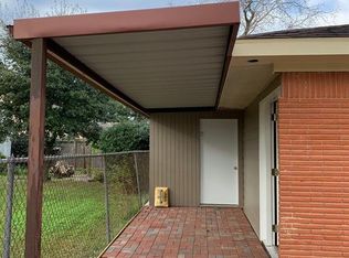 9009 Conger St, Houston, TX 77075