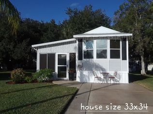51 Crown Point Dr, Nokomis, FL 34275