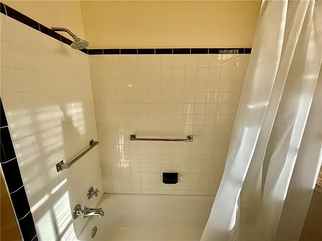 8014 Burthe St #B — Photo 23