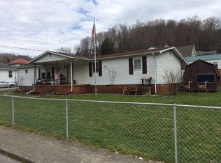 403 Spruce St, Appalachia, VA 24216