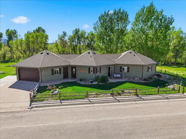 2417 N Canyon St, Spearfish, SD 57783