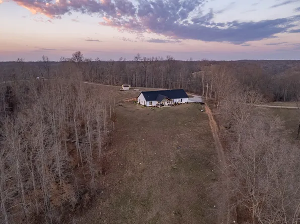 6005 Pilgrims Pass, Primm Springs, TN 38476