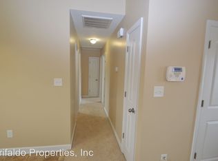 314 Sinclair Ln, Hubert, NC 28539