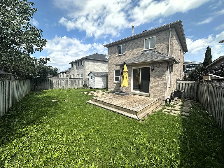 67 Russell Hill Dr #1 — Photo 31